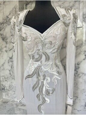 Vintage Alyce Designs Silk Beaded White Silver Formal Gown Dress Size 6 NWT
